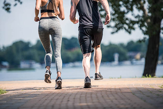 《人體運動科學》：跑步過度前傾易受傷