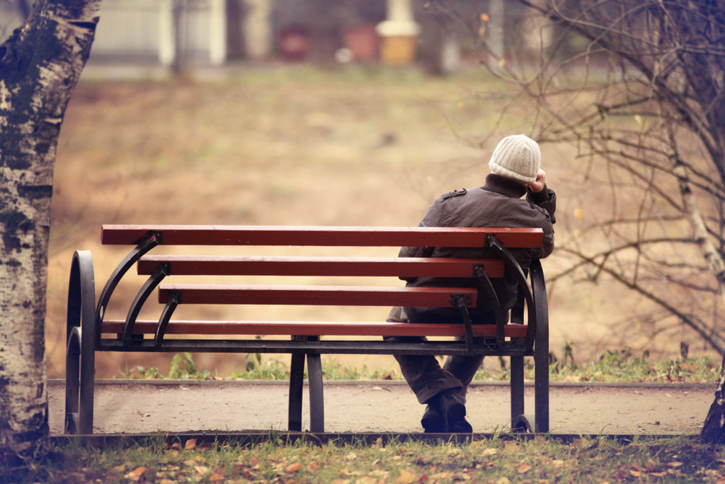 孤獨感越強，老年人的健康預期壽命越短