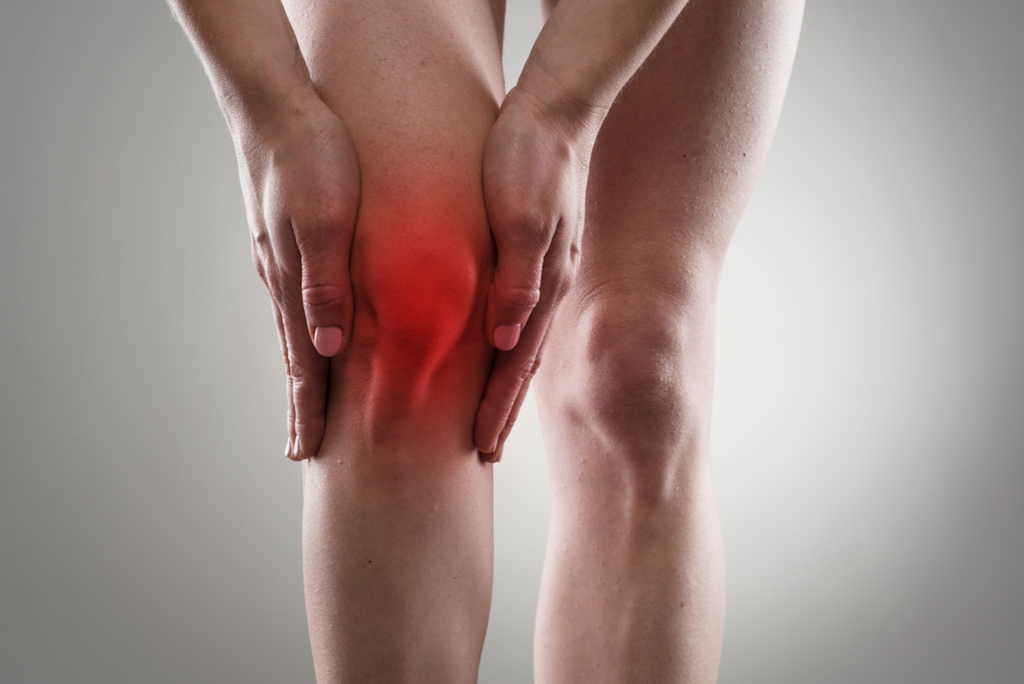 女性膝關節比男性早「壞」10年，2個鍛煉給“骨骼銀行”存點錢