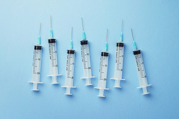 美國10個州廢棄了100萬劑疫苗，打疫苗防疫應成為共識